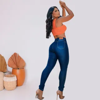 Lançamento Moda: Calça Feminina Jeans Skinny Cós Alto - Levanta Bumbum - Calça skinny jeans claro