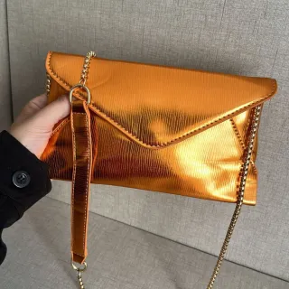 Bolsa de Festa Metalizada Feminina Envelope com Alça de Corrente - tamanho maior prata