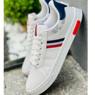 Lançamento: Sapatênis casual masculino preto e branco, leve e confortável