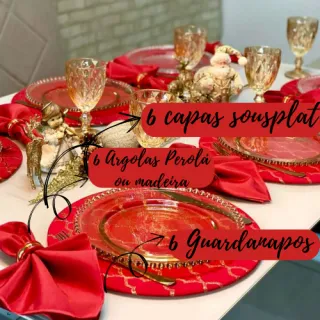 Decoração de Natal: Kit Mesa Posta com 18 Peças - Capas de Sousplat Estampado + Guardanapos + Argolas - Flores Vermelhas