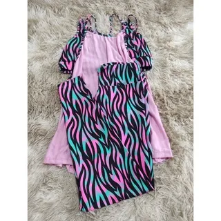 Moda Fitness Feminina: Kit Conjunto Trio Calça E Top + Blusa Embutida em Promoção - 33