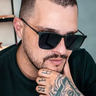 Óculos de sol Quadrado Retangular Minimalista Masculino - degrade brilhate