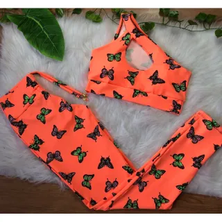 Top com bojo e conjunto de legging com cordinha perfeito para atividades físicas - Borboletas 🦋  top lateral