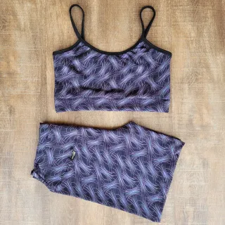 Conjunto de Academia Feminino: Top e Short Fitness - Estampa 05