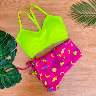 Conjunto Fitness Feminino Estampado - Cropped Top com Bojo e Short de Cordinha Regulagem - Estampa 2