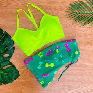 Conjunto Fitness Feminino Estampado - Cropped Top com Bojo e Short de Cordinha Regulagem - Estampa 2