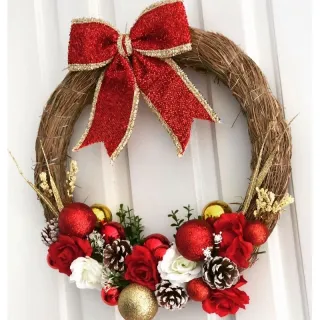 Laço e Flores: Guirlanda de Palha - Único