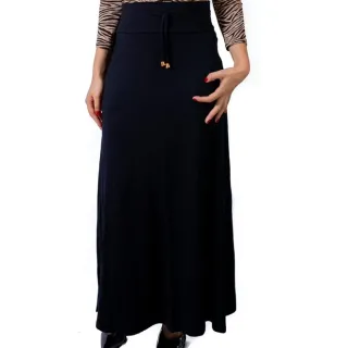 Moda evangélica: saia longa estampada e lisa em malha evasê com bolso - estampa 3