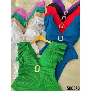 Decote V elegante: Maio fechado com cinto fake preto, azul, vinho - Preto com cinto