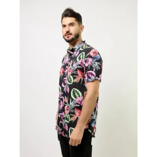 Camisa Floral Masculina Manga Curta - Preto com Flores Grandes - GG