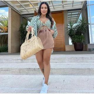 Short de Cintura Alta com Cinto - Saia Social Alfaiataria - Verde