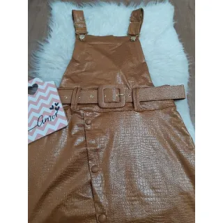 Jardineira Salopete em Cirrê - Preto