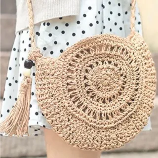 Bolsa Redonda de Palha Mayara com Alça de Ombro - Ref-4239 - Marrom