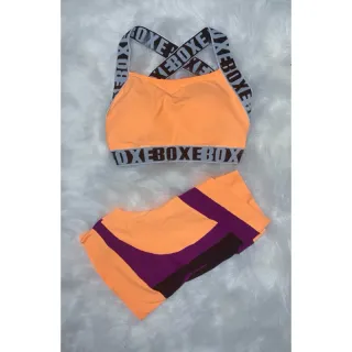 Conjunto moda academia Crossfit, short empina e top treino em poliamida - Conjunto Branco