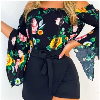 Manga Flare Blusa Ciganinha Feminina - Preto flor amarela