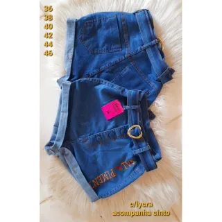 Shorts Lycra Jeans Feminina - Cintura Alta, Botão Encapado, Bordado e Cinto - Oscura bordado love