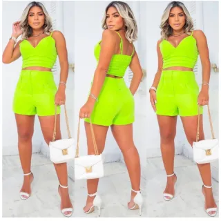 Conjunto croped e shorts alfaiataria com lastex e bolso - Azul