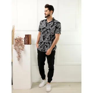 Camisa Manga Curta Masculino Social Floral Preto Branco - G