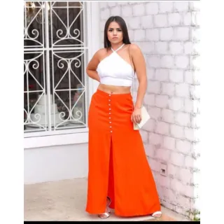 Saia Lisa com Fenda Frontal e Botão - Final de Ano - Saia C fenda Preta