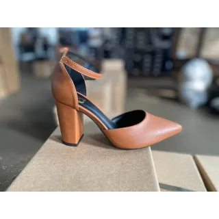 Scarpin bloco branco *2022* salto 9cm grosso - Nude