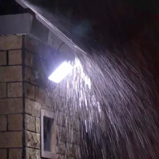 Placa Solar com Kit Refletor LED Holofote 100W - Único