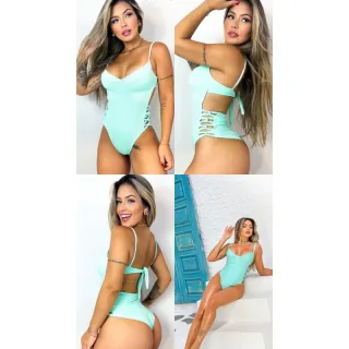 Maiô cavado com decote profundo e trançado nas costas - Suplex - Vermelho canelado l