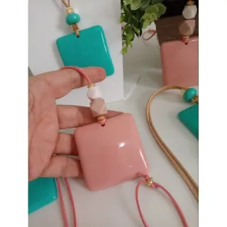 Escolha vários modelos de maxi colar feminino - Preto amêndoa