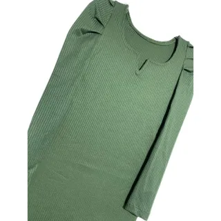 Moda Evangélica: Vestido Mídi manga longa com decote V e manga bufante princesa - mostarda