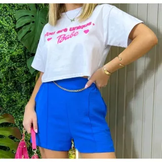 Moda Verão Feminino: Short Alfaitaria Duna com Cintura Alta e Correntinha - Pink