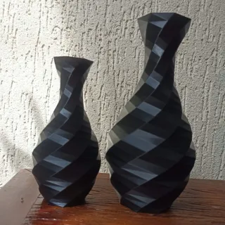 Impressão 3D - Kit com 2 Vasos Decorativos Geométricos - Preto