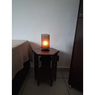 Espaços Pequenos: Abajur de Mesa para Salas e Quartos - Preta