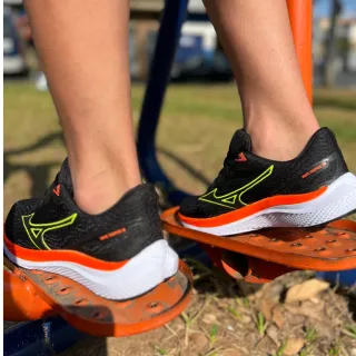 Leve e Confortável Tênis Esportivo Masculino 2023 para Academia e Caminhada - Cinza