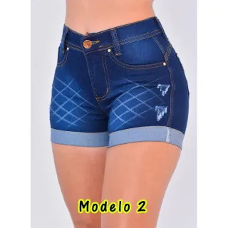 Feminino Short Jeans: estilo e conforto em uma peça versátil - Modelo 2