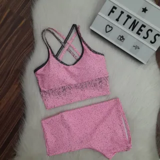 Top e Short Fitiness para Exercícios Físicos - Conjunto de Academia - Rosa