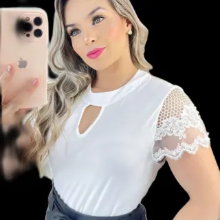 Blusa feminina manga curta bordada com pérolas - moda evangélica - Lilás