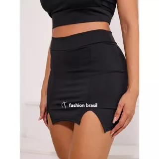 Moda Verão Premium: Saia Curta com Fenda Lateral - Rosa