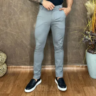 Calça Slim Masculina em Sarja com Elastano Lycra - CINZA CLARA