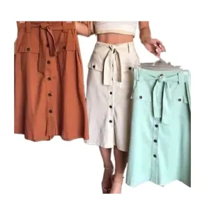Saia Feminina Midi Linho com Botões e Bolso Frontal