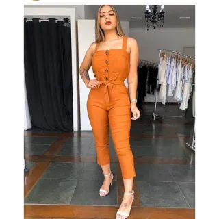 Detalhes de Botão no Macacão Alça P ao G - Pink