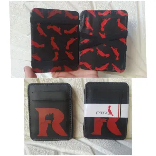 Várias marcas e modelos de Carteira Masculina Mágica unissex - versace branca\roxo