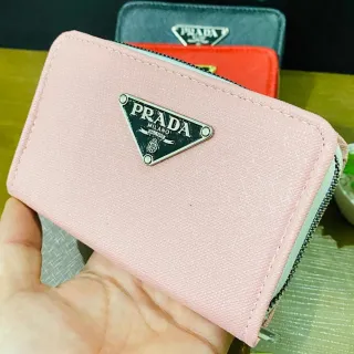 Carteira Feminina Couro Premium - Porta Cartões, Cédulas e Documentos - PD triangulo PRETA