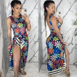 Moda praia feminina: Conjunto bori com saída canga e bojo - Coqueiro alça fina