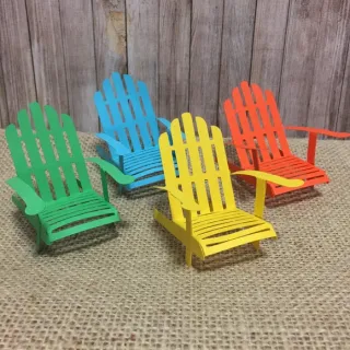 Decoração de Festa com Mini Cadeira de Praia e Surf em Papel - Variadas