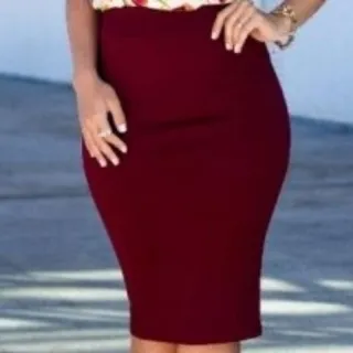 Moda Evangélica Saia Midi Lápis Feminina Social Secretária - Rose