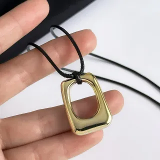 Grande Colar Pendnat Heart/Geometry: Corrente de Corda Simples para Acessórios de Verão - Forma 3