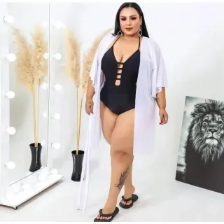 Novidade de Verão: Canga Plus Size Kimono Curta para Praia - Preto