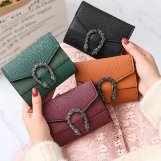 Carteira de Couro Personalizada com Fecho de Dragão