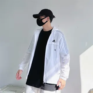 Corta Vento Impermeável Encapuzado - Jaquetas - Preto