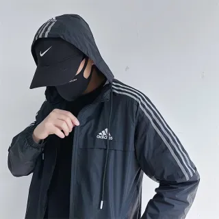 Corta Vento Impermeável Encapuzado - Jaquetas - Preto