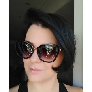 Lançamento moda blogueira: óculos de sol feminino